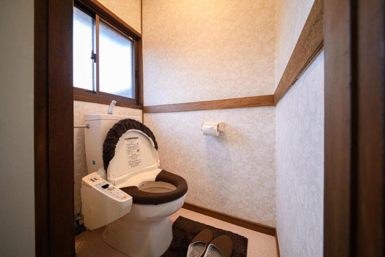 Taketori Roten -house With Open-air Bath Villa