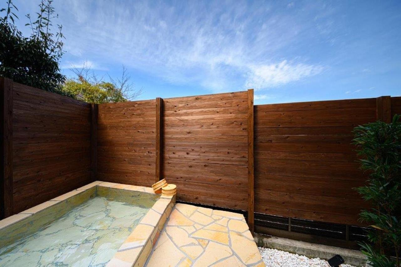 Taketori Roten -house With Open-air Bath Villa Beppu